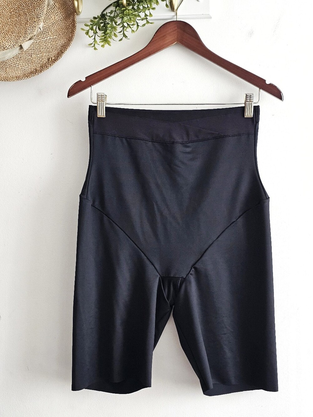 Maidenform Skin Spa XL Extra Firm High Waist Mid Thigh Shaping Shorts Black